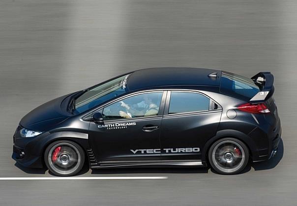 Neueste Entwicklungsstufe des Civic Type R auf dem Tochigi-Prüfgelände